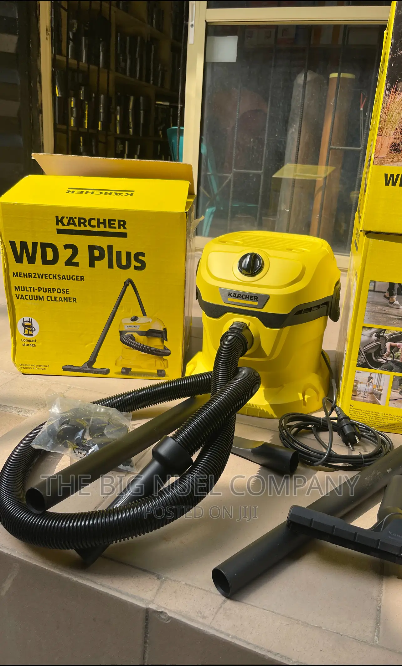 Wet and Dry Vacuum Cleaner With Blower Latched Wd 2 Plus