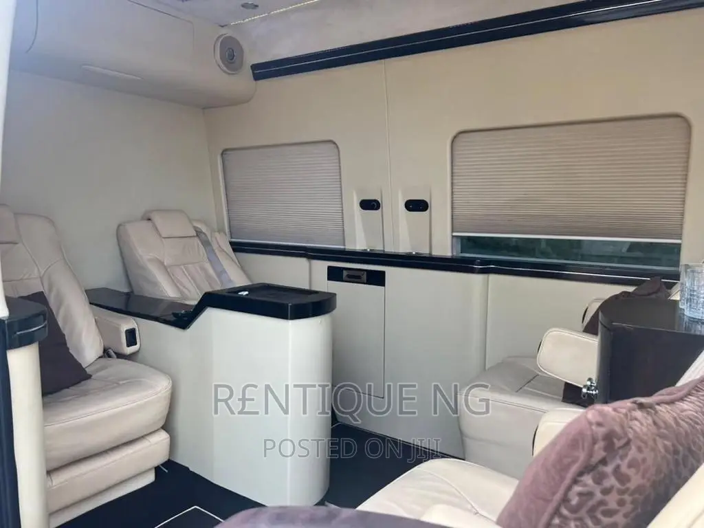 Mercedes Sprinter Bus For Hire