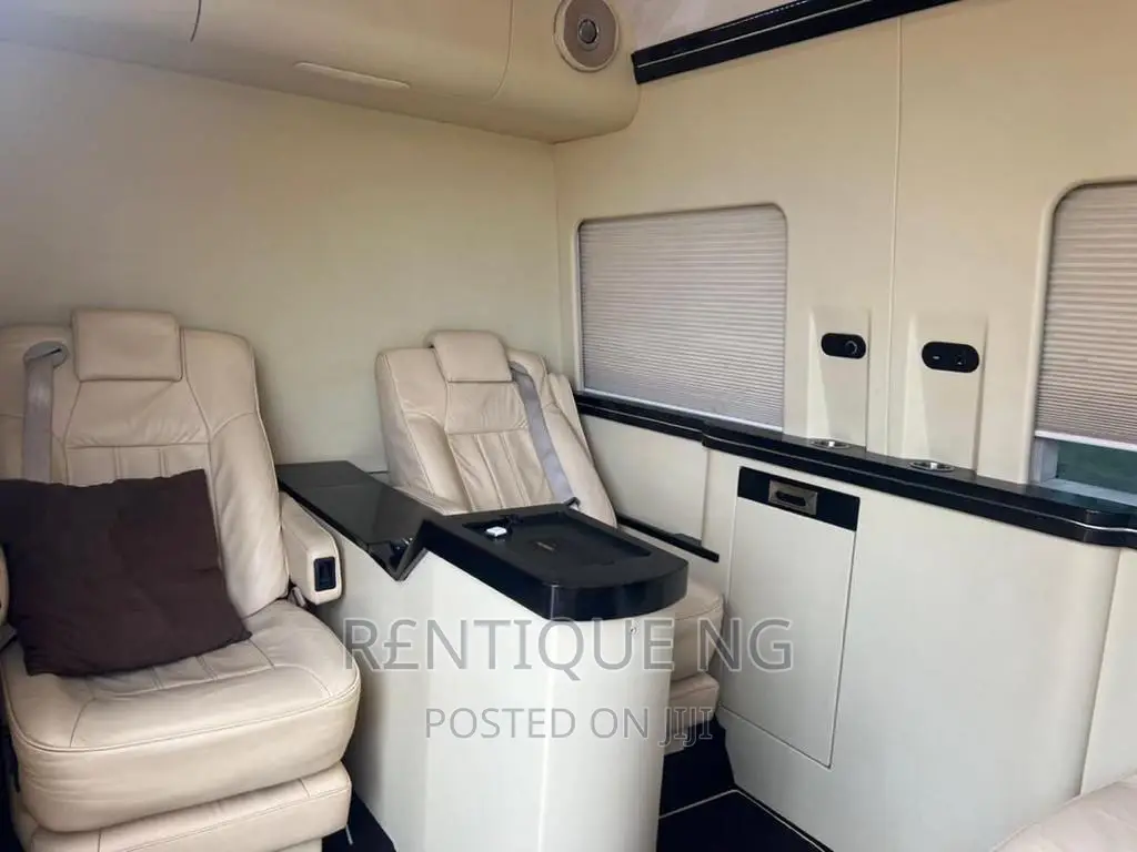 Mercedes Sprinter Bus For Hire