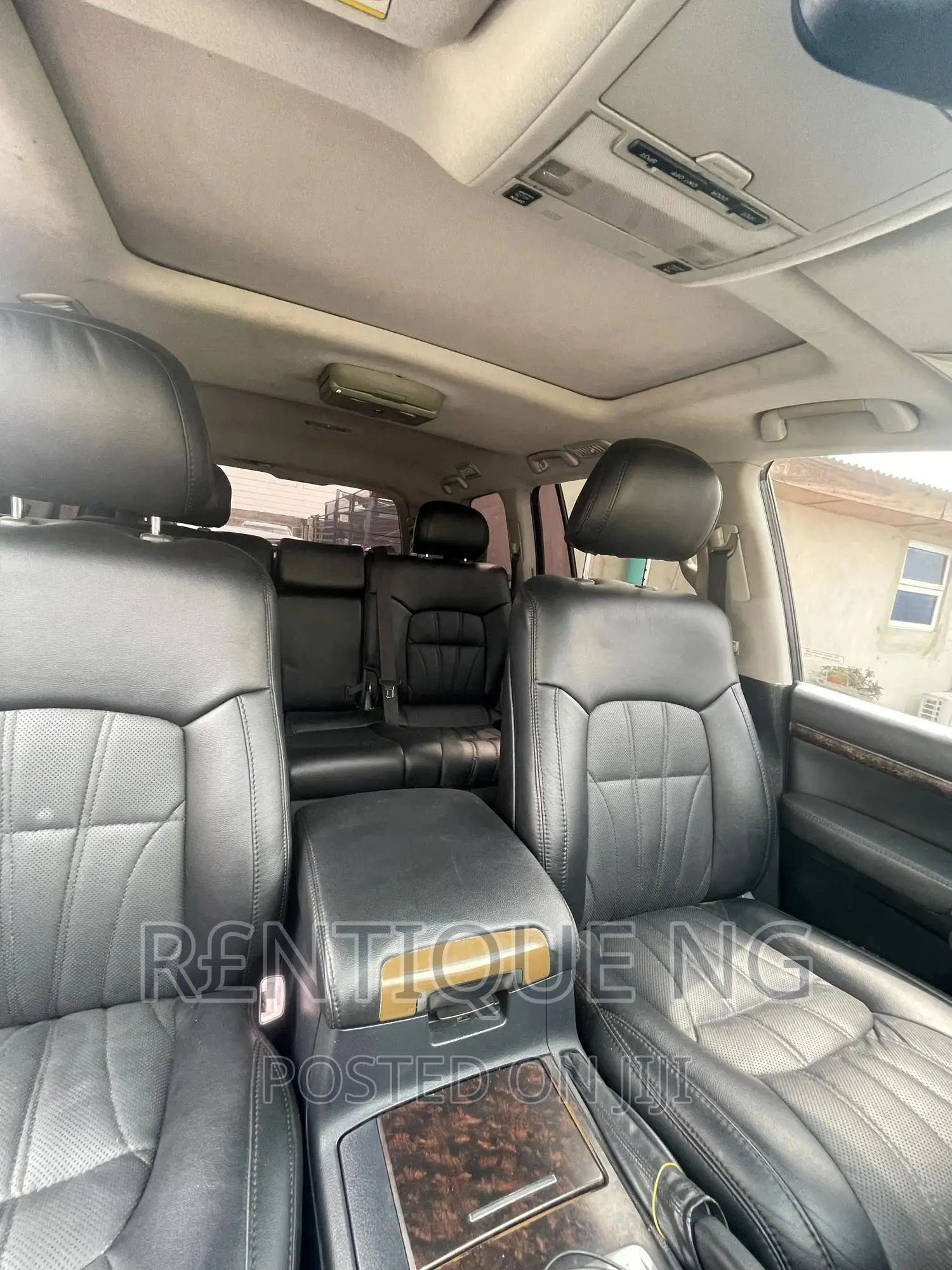 Toyota Land Cruiser Available for Rent