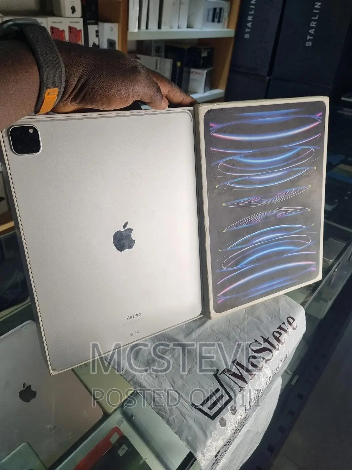 Apple iPad Pro 12.9 (2022) 128 GB Silver