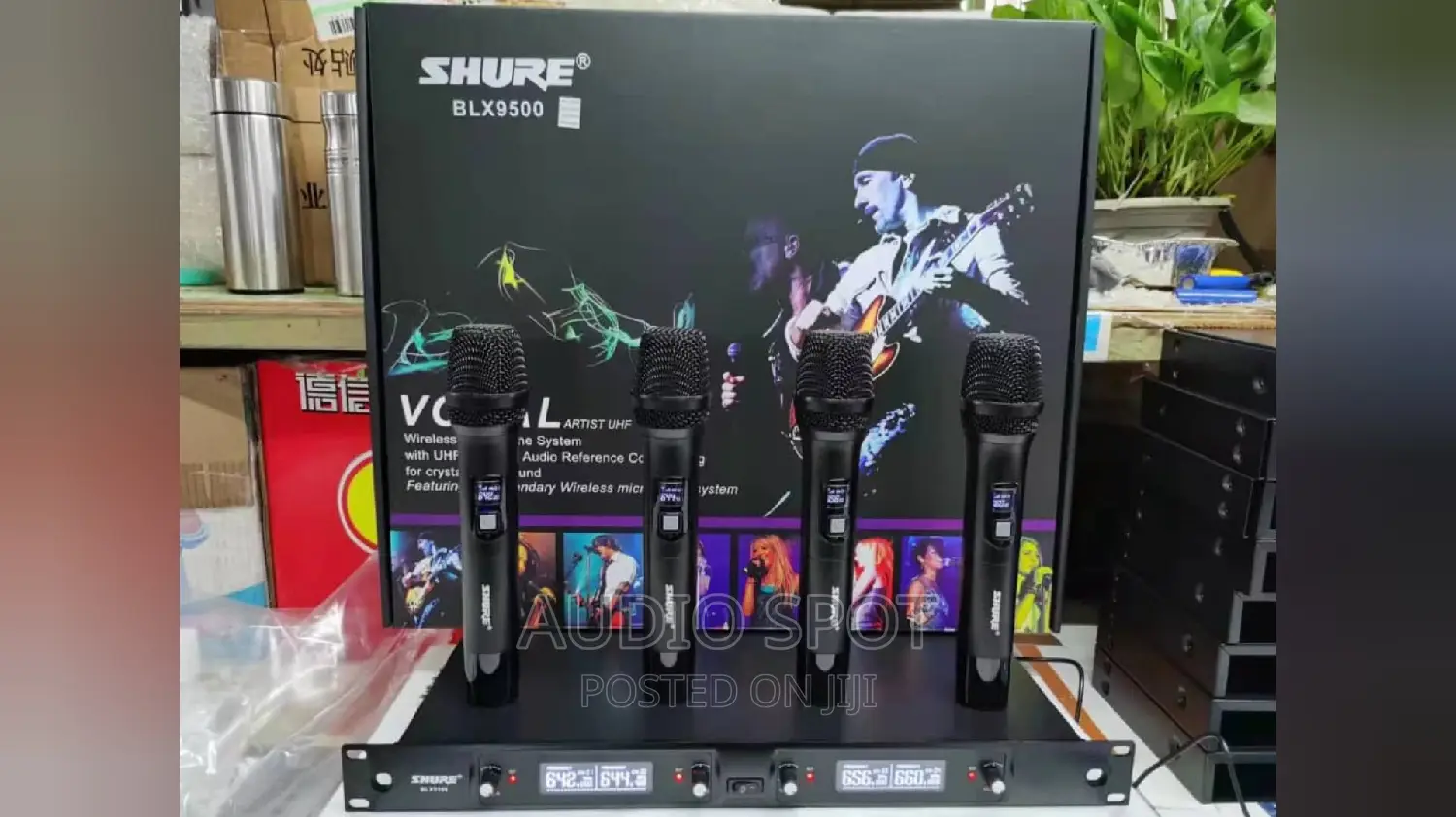 Shure BLX-9500 Professional 4 in 1 Wireless Microphones