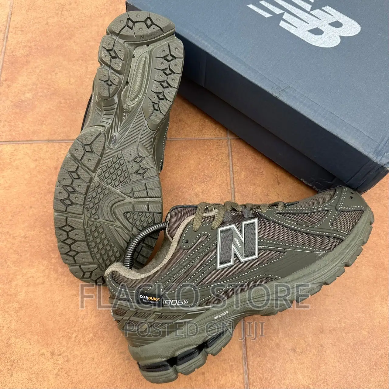 Original New Balance 1906d Protection Pack Sneakers