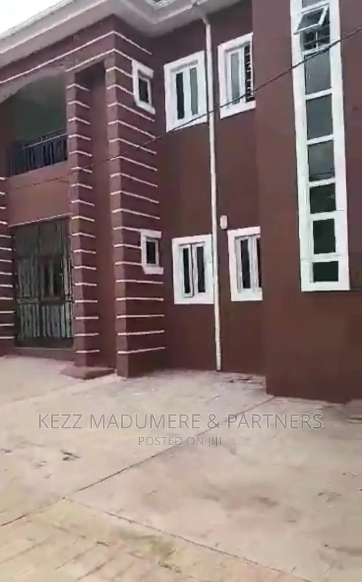 12bdrm Block of Flats in Thinker'S Corner for sale
