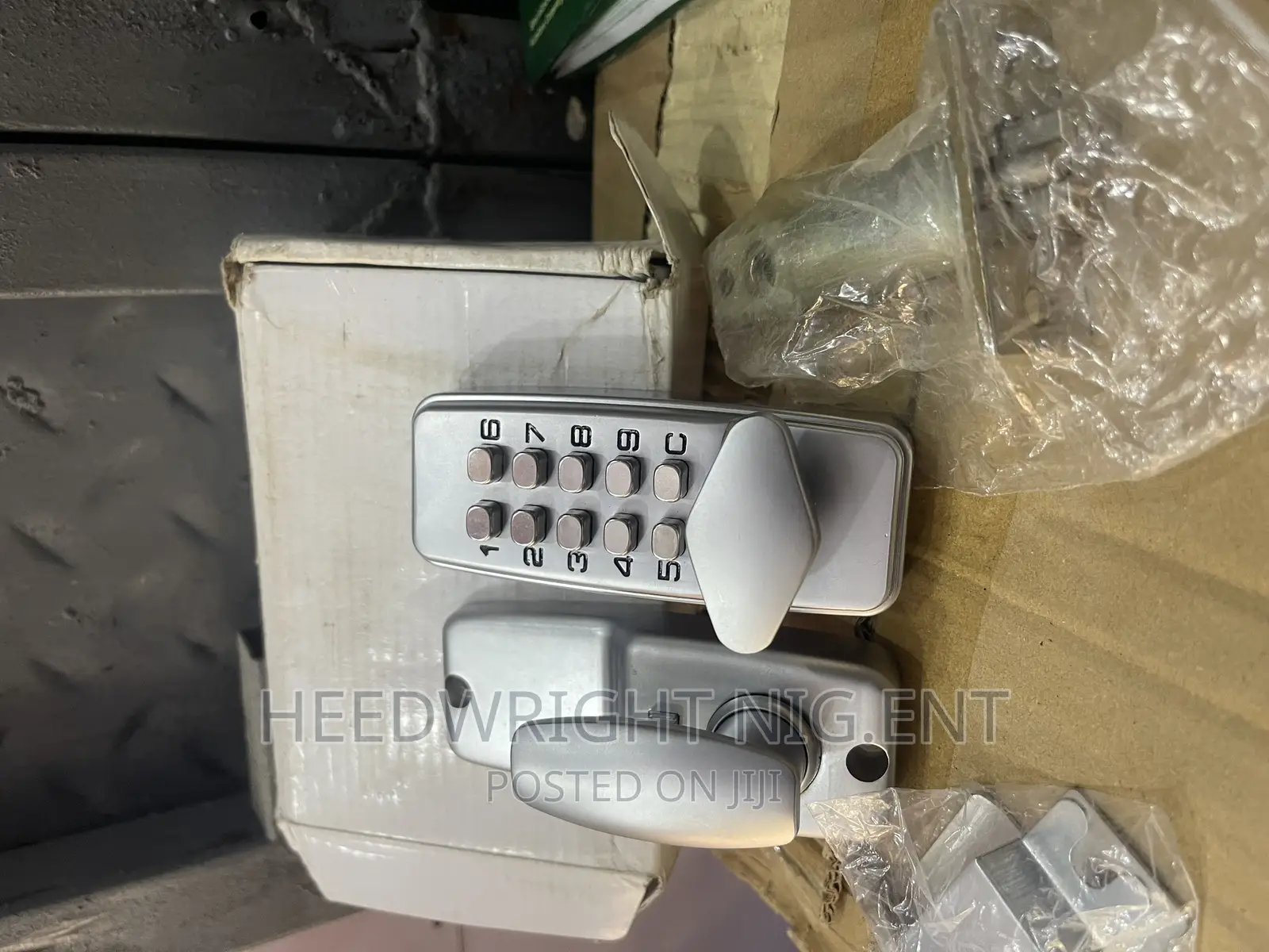 Push Botton Code Security Lock With Knob Handle