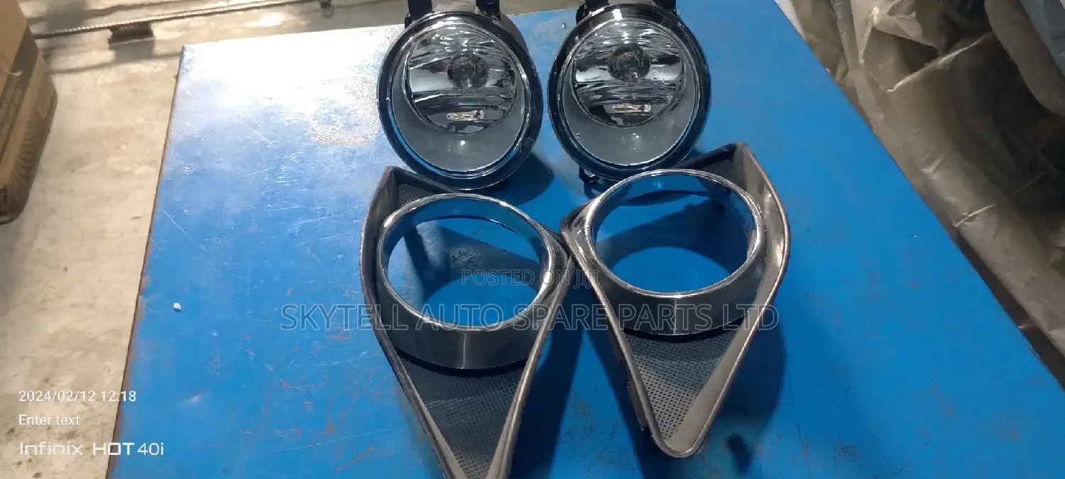 Fog Lamp and Chrome for Toyota Corolla 2008