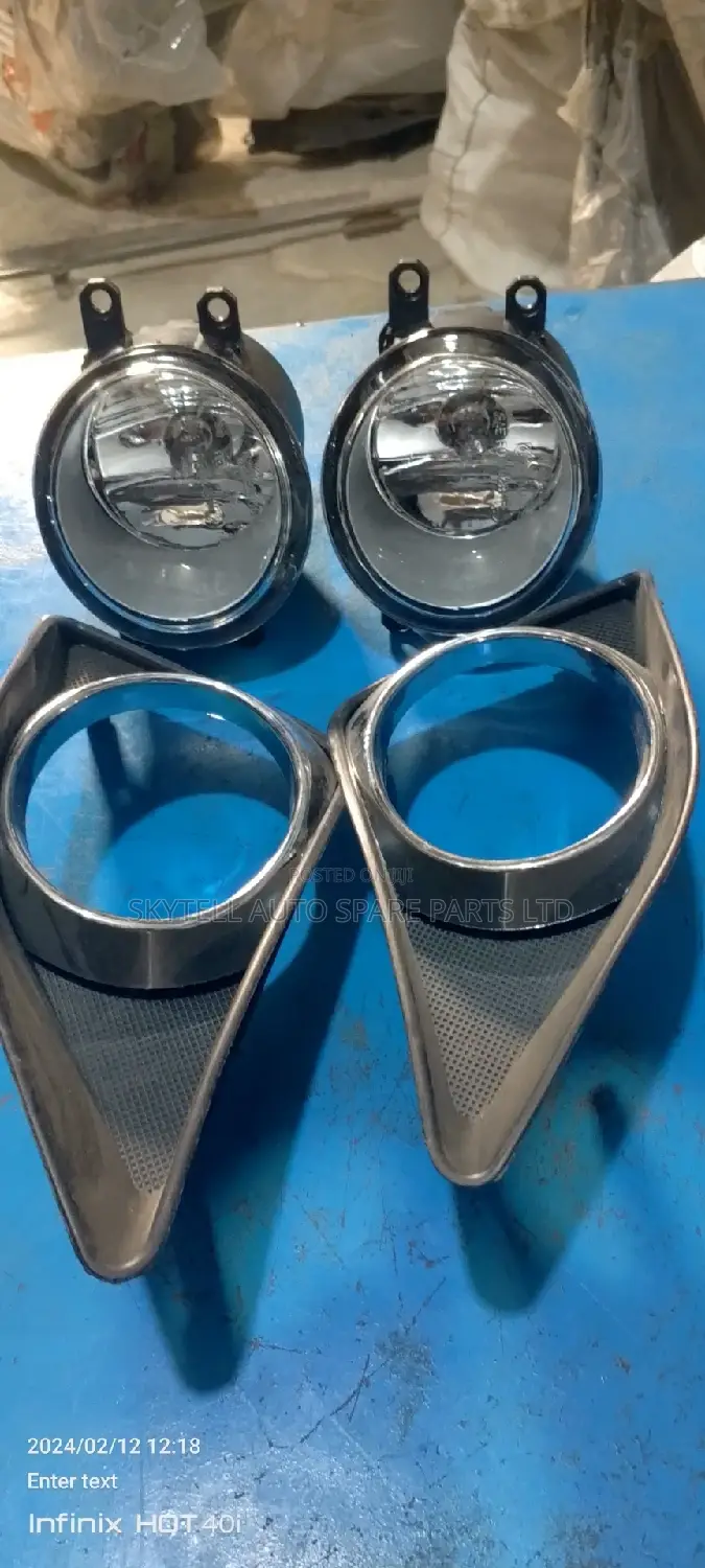 Fog Lamp and Chrome for Toyota Corolla 2008