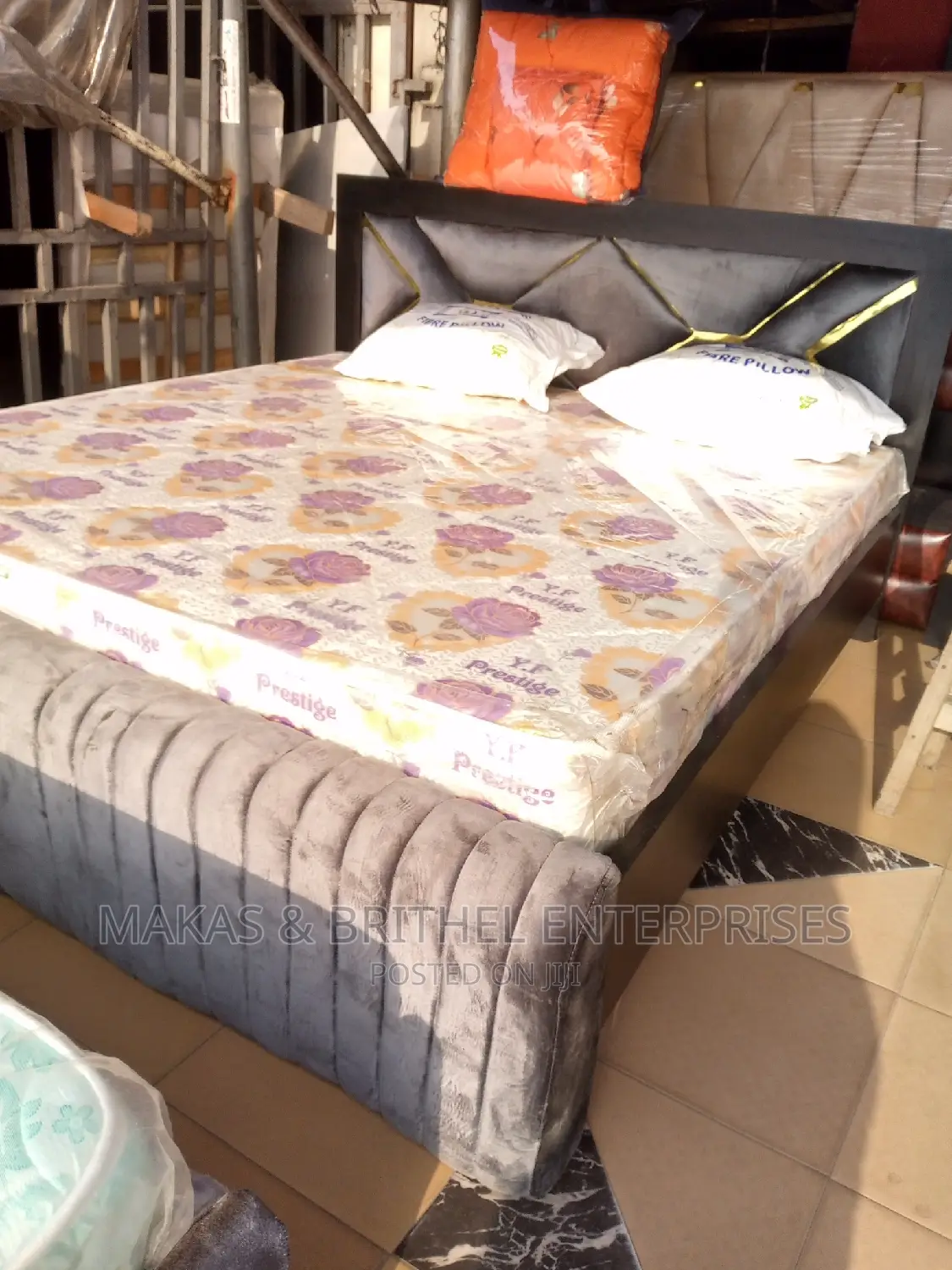 6/6 Bedframe With Semi Orthopedics Foam