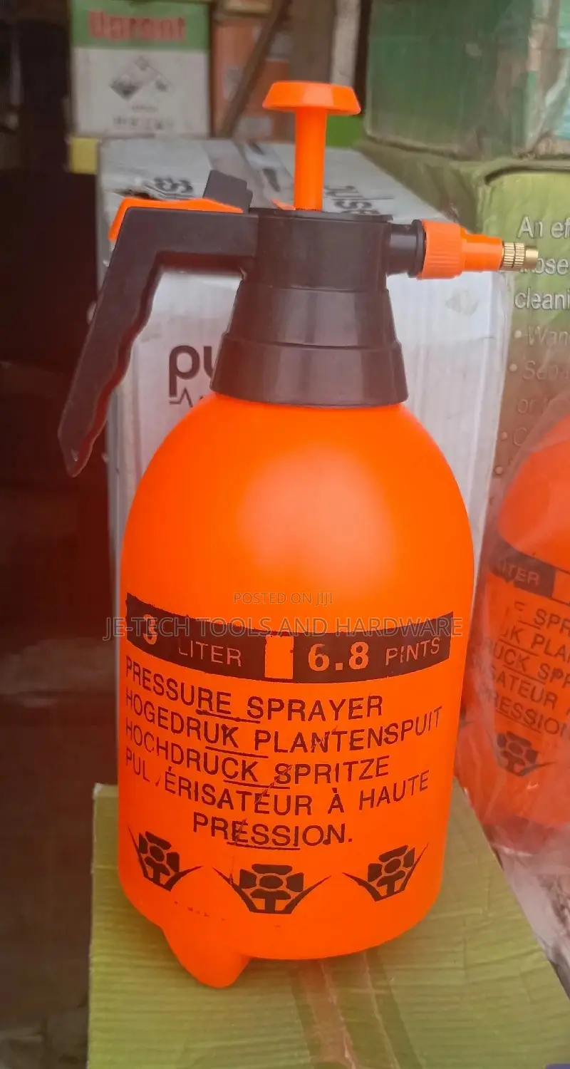 Hand Pressure Sprayer Bottle, Multi-Functional Water Sprayer