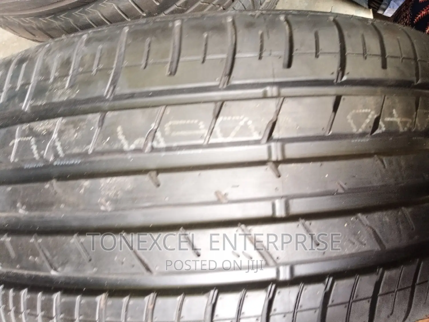 Dunlop 235/40/18 Japan 18months Warranty
