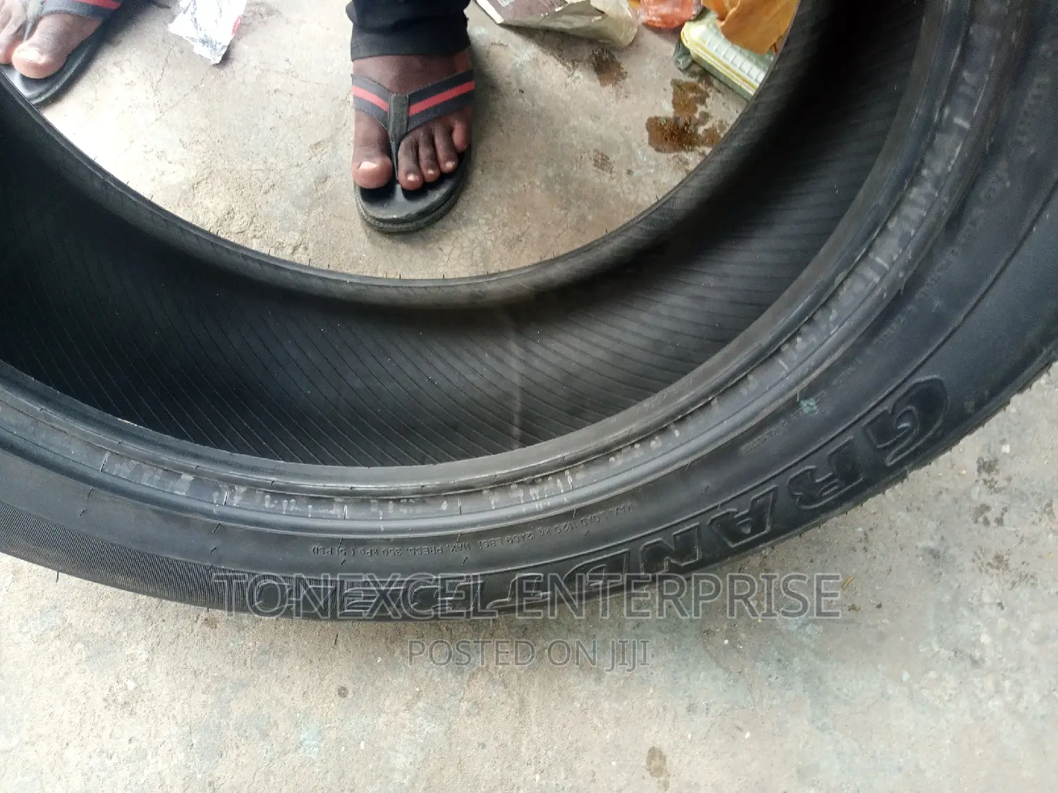 Dunlop Japan 285/50/20 18months Warranty