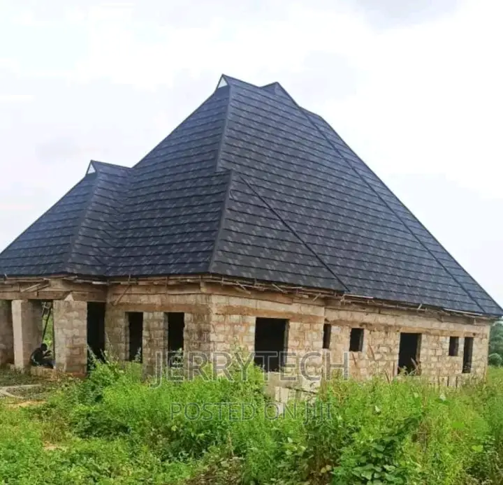 Prime Black and White Shingles