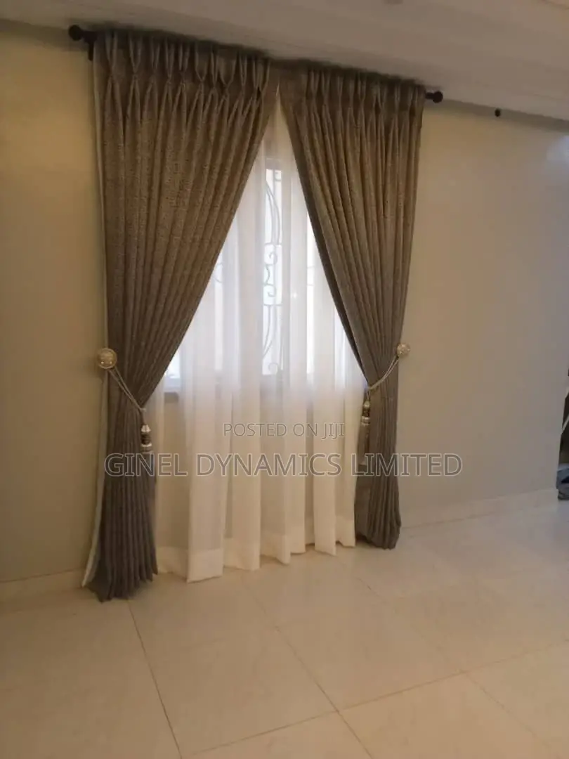 Top Quality Curtains (Free Delivery)