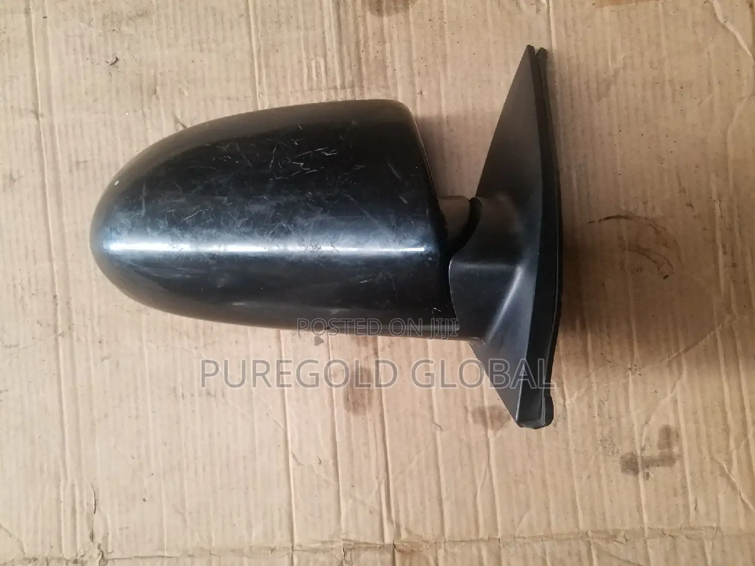 Hyundai Accent Side Mirror Available