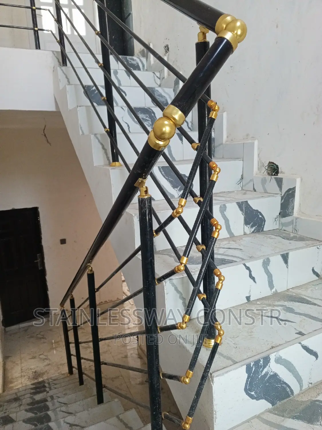 Vento Aluminum Railing