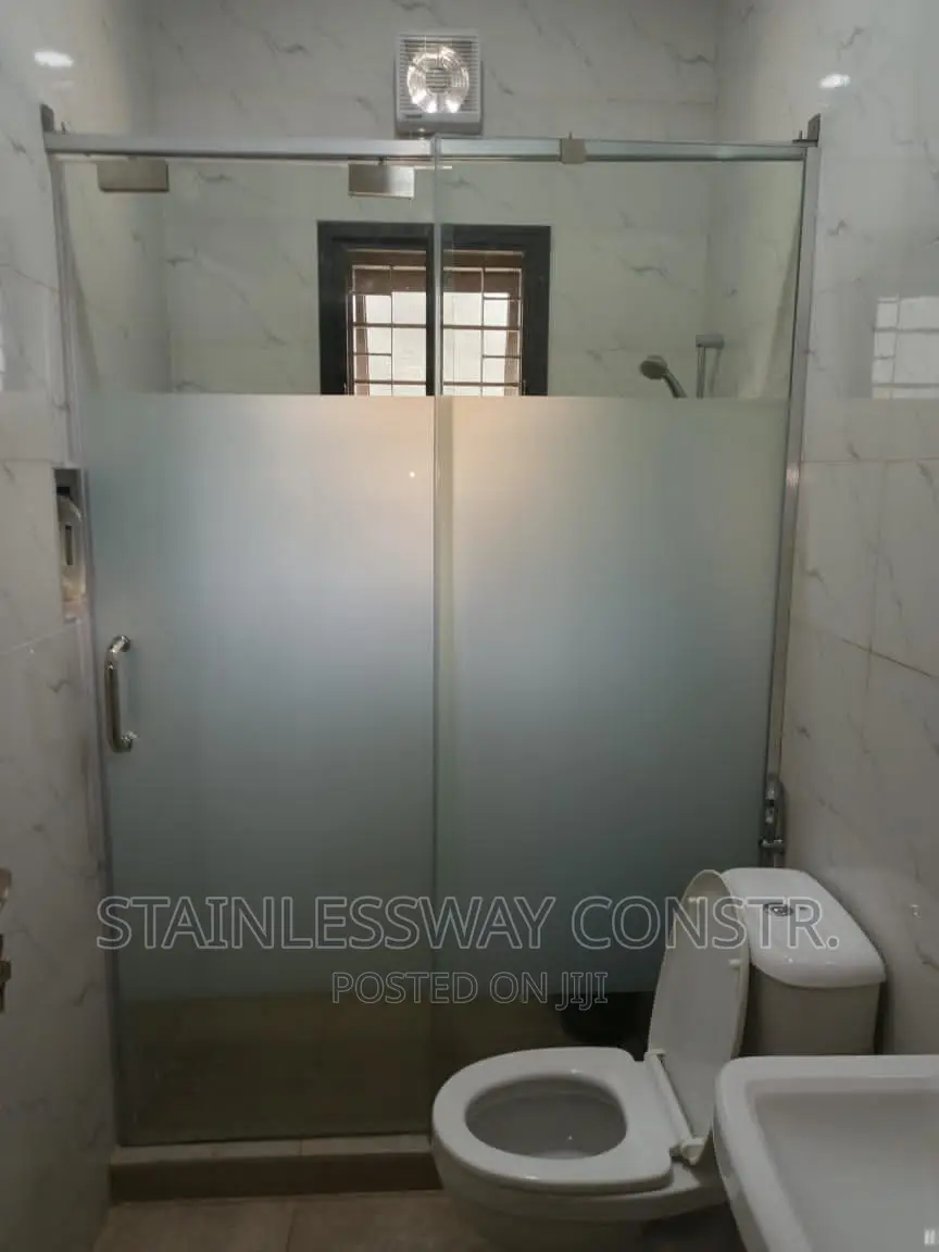 Shower Glass Cubicle Grid