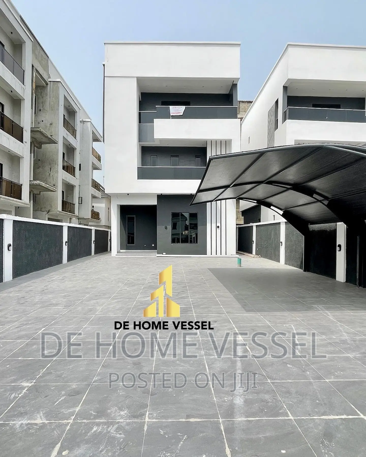 5bdrm Duplex in Ikate for sale