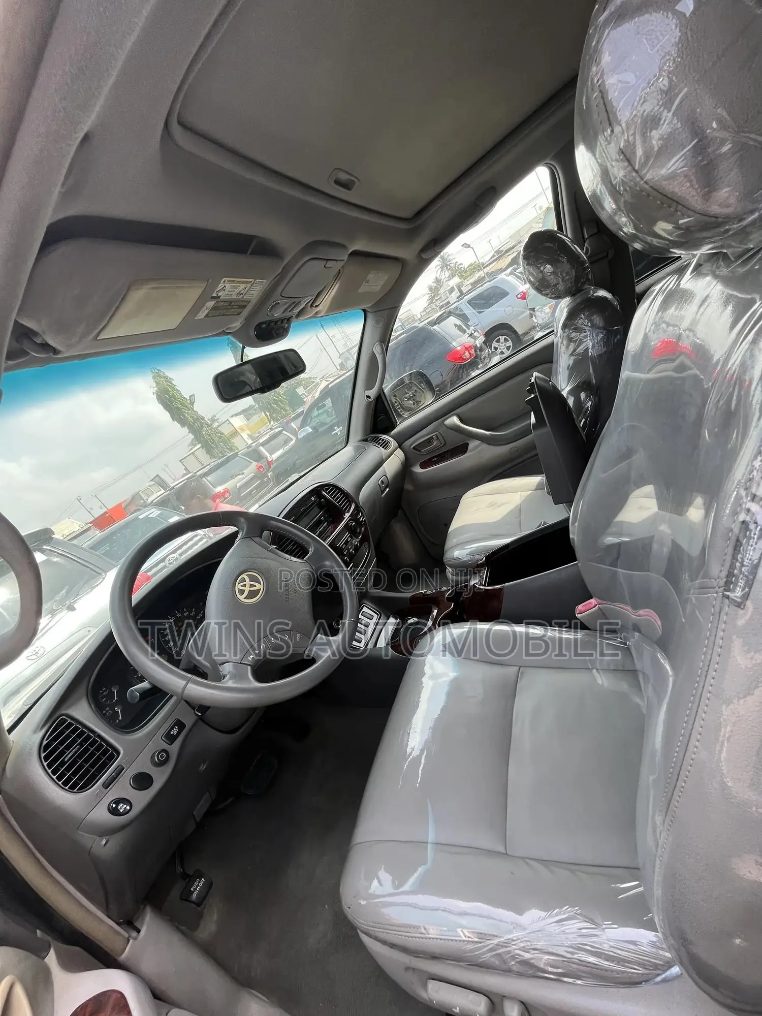 Toyota Sequoia 2007 Silver