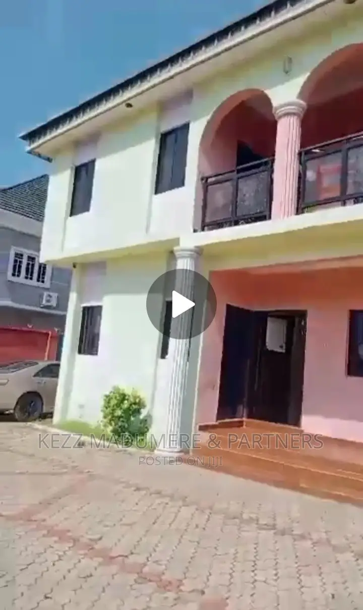 5bdrm Duplex in Phase 6, Trans for sale