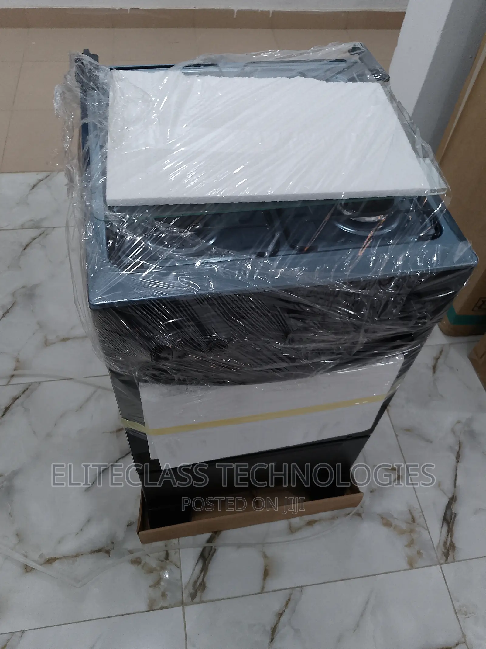 Scanfrost Brand New 4 Burner Gas Cooker CK 5400