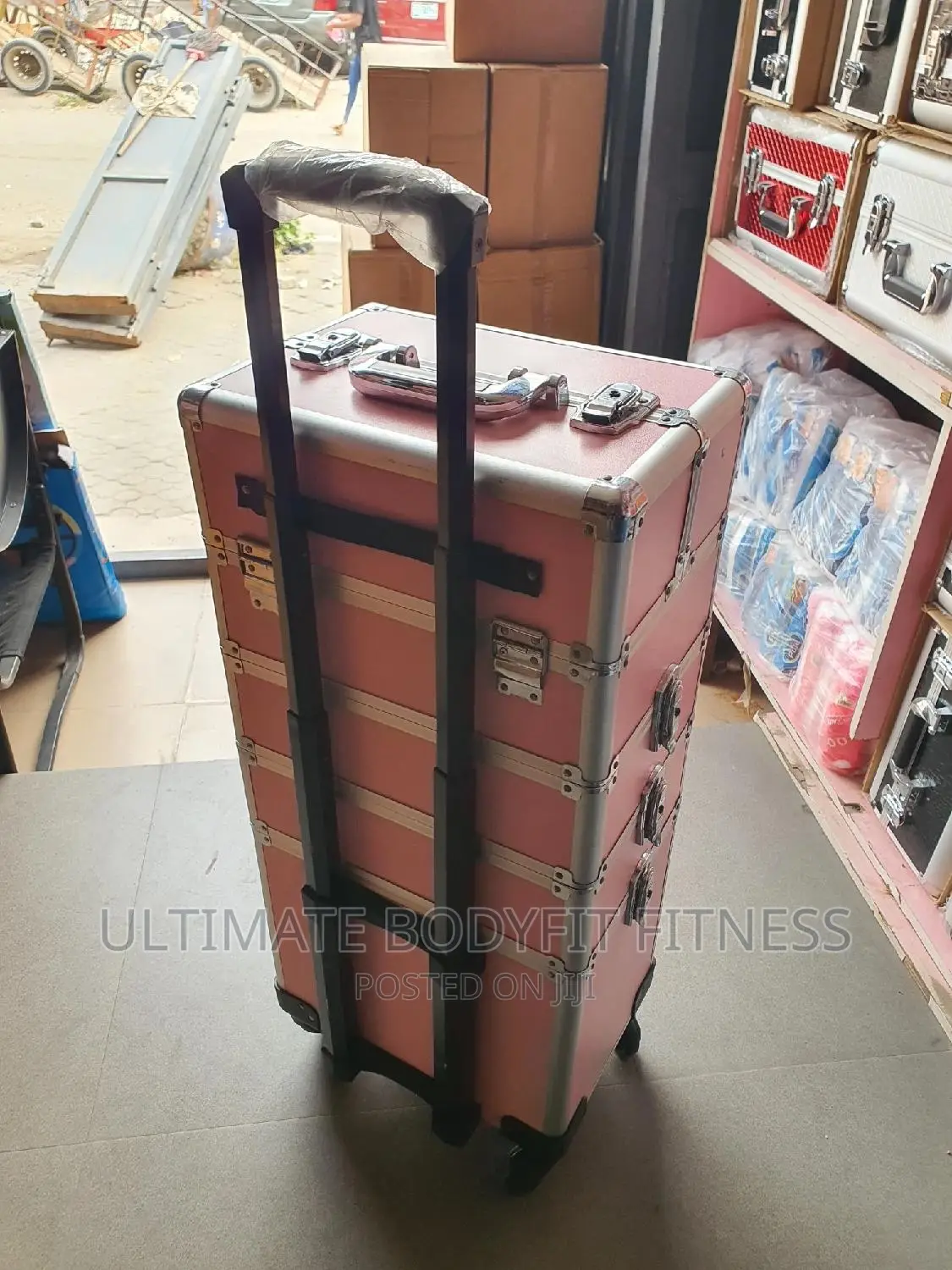 Brand New Professional Multifunction Makeup Box Case