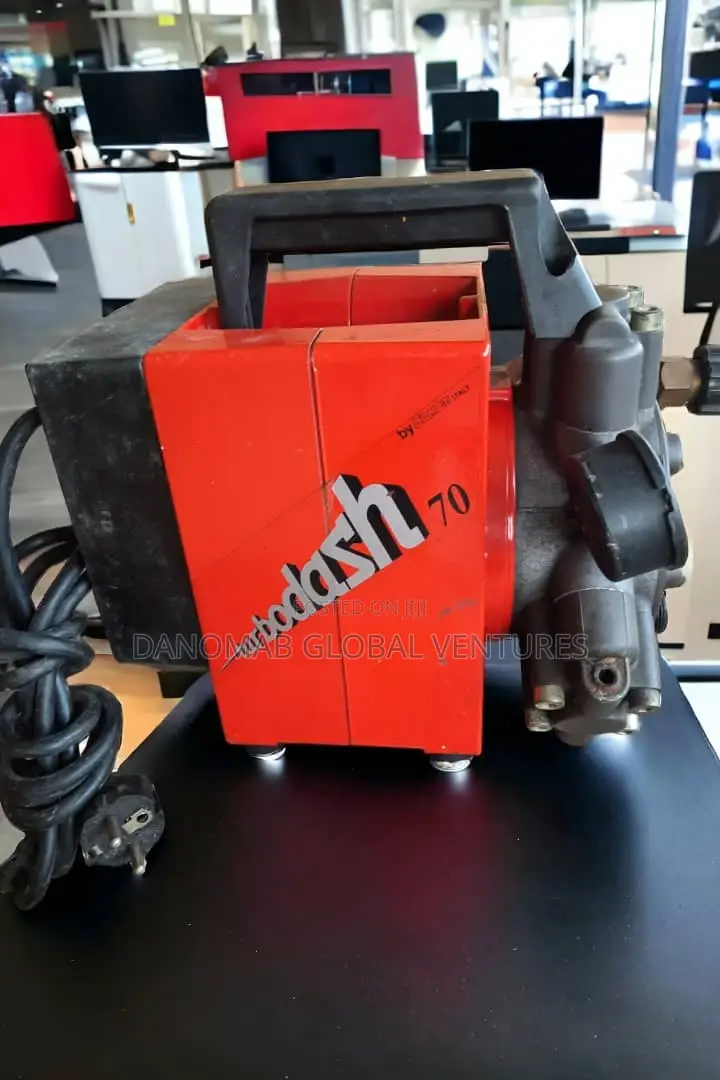 Comet Turbodash-70 Compact (Heavy-Duty) Pressure Washer