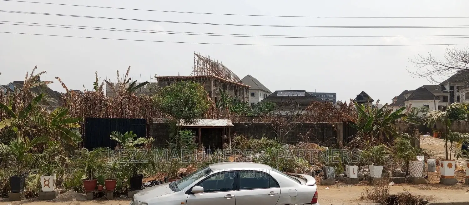 Sars Road by Cedar Wood Estate