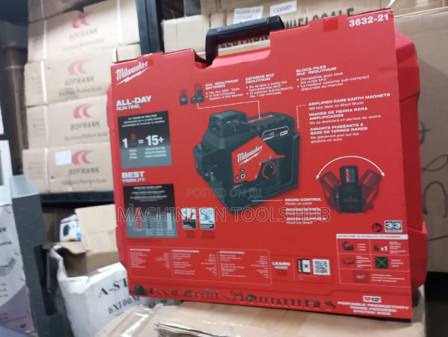 Milwaukee M12TM Green 360° 3-Plane Laser Kit