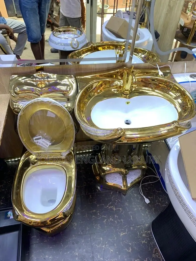 Executive Royal Gold Water Closet