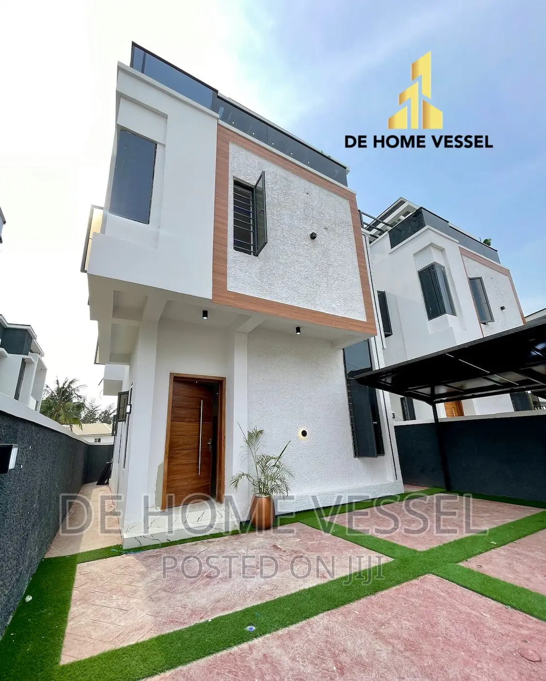 4bdrm Duplex in Ikota for sale
