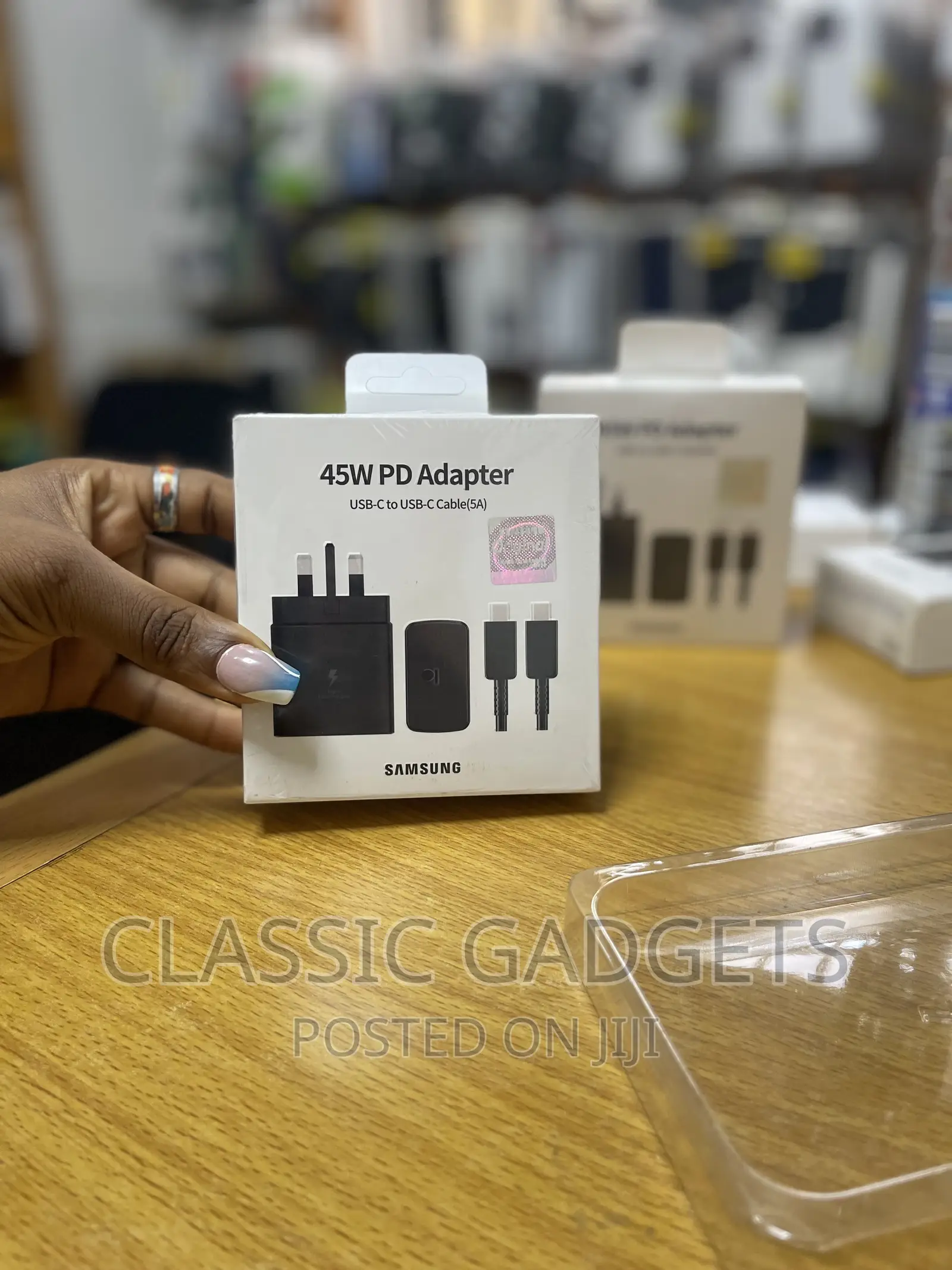 45w Samsung Usb-C to Usb-C Super Fast Charger for S24ultra