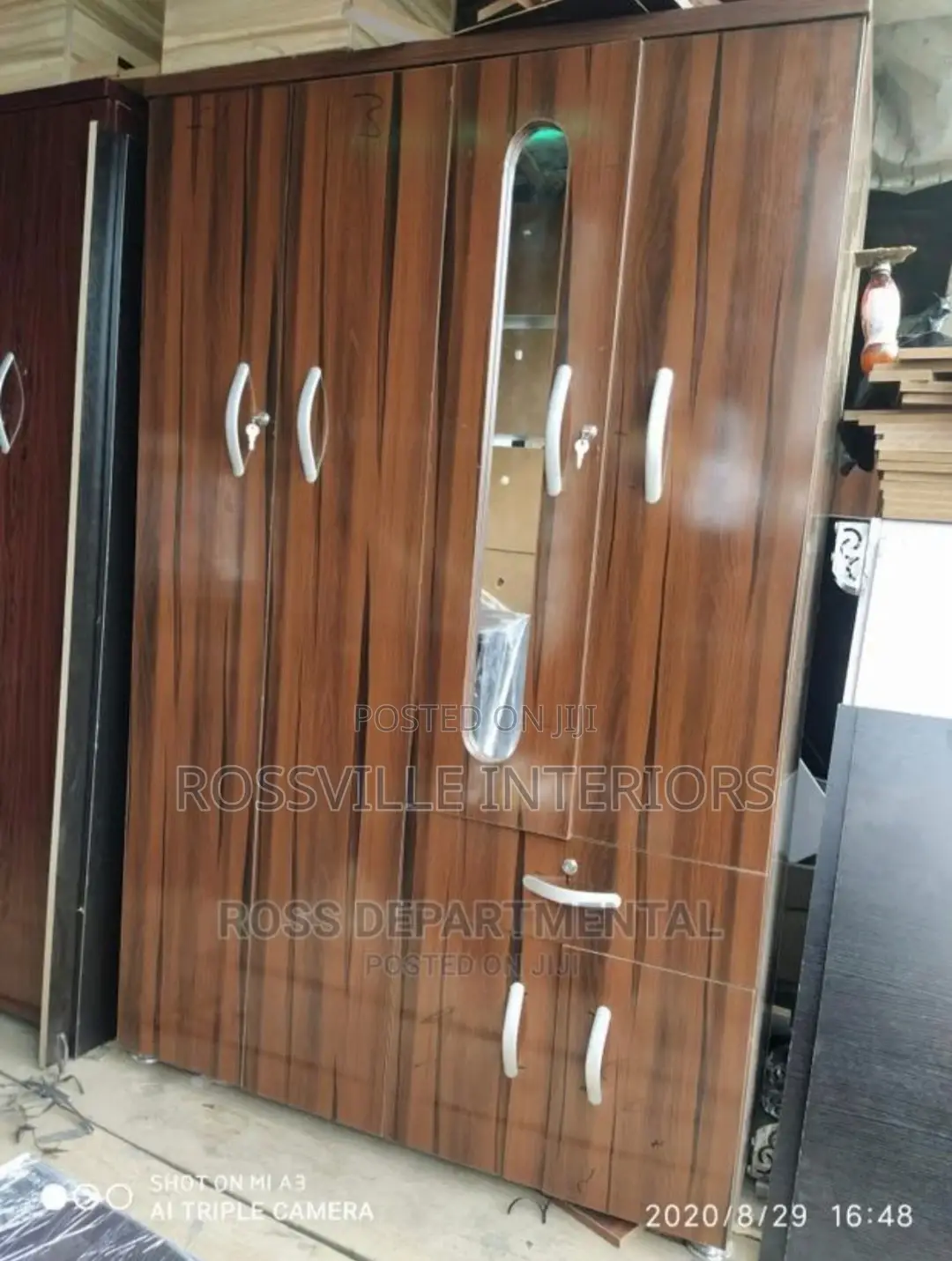 Durable 4ft Wooden Wardrobe – Limited Offer!