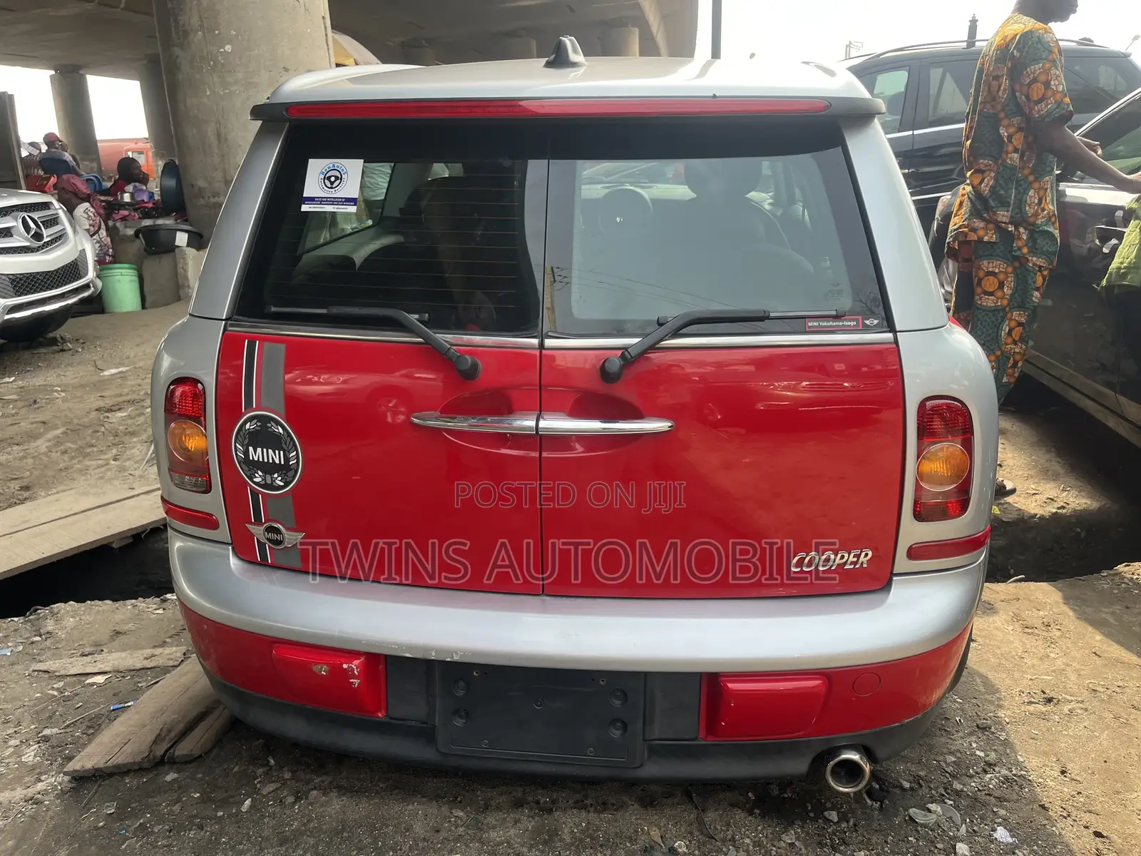 Mini Cooper 2010 Red