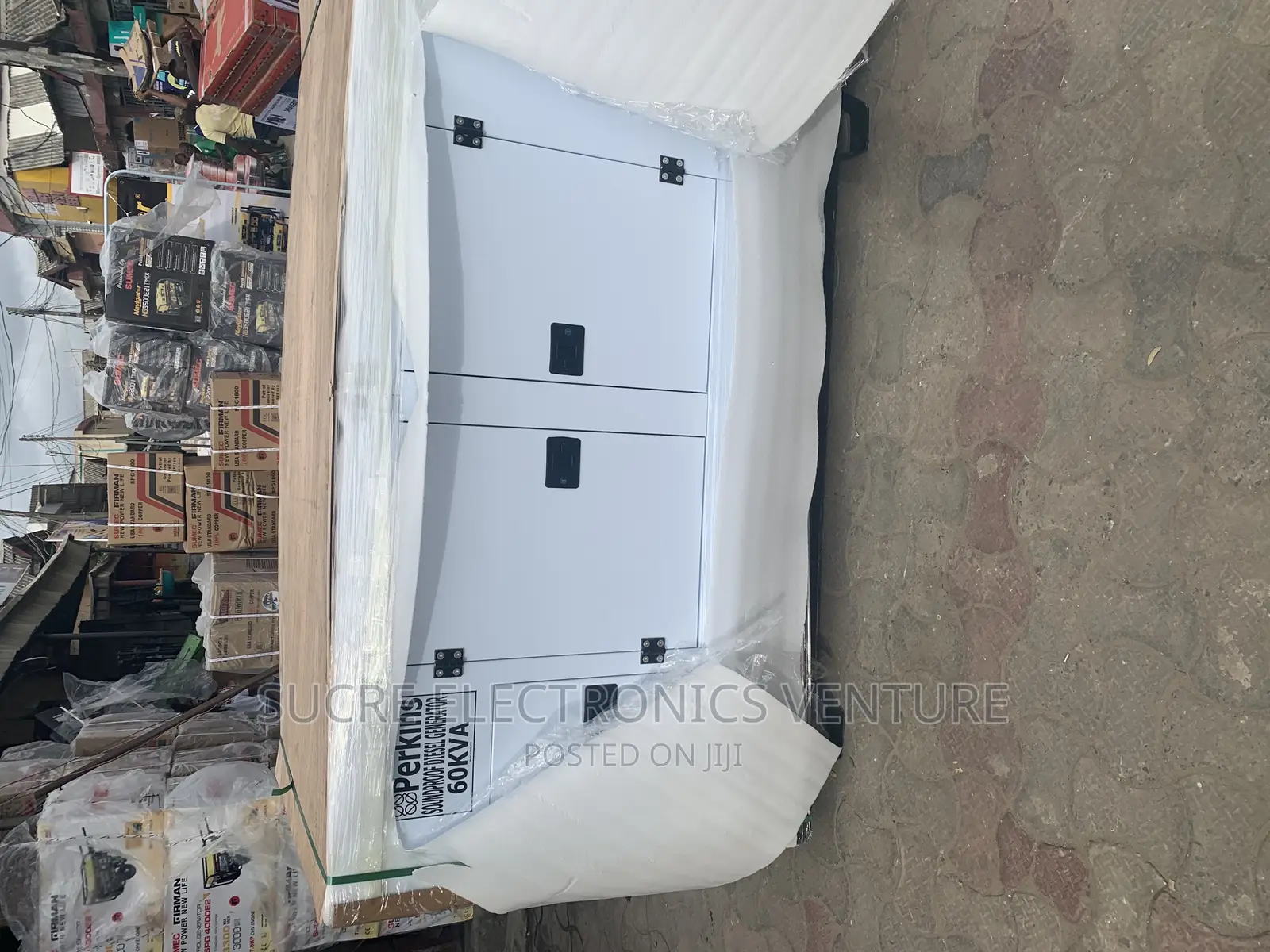 Complete 60kva England Perkins Diesel Soundproof Generator
