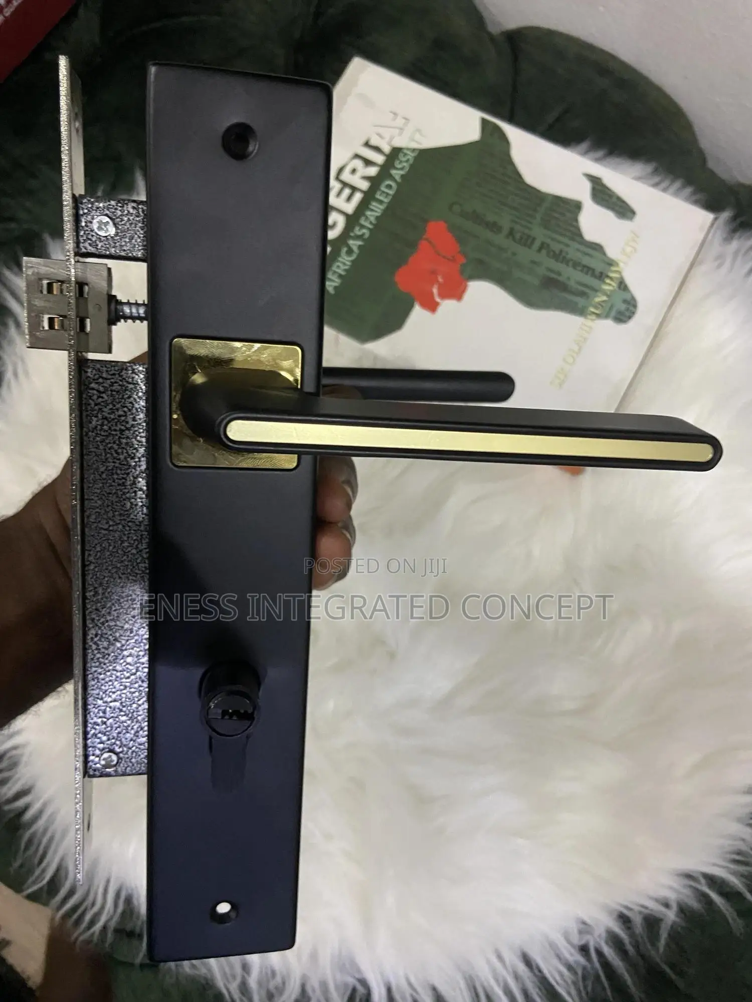 Simplified Black Coated Door Lock Set
