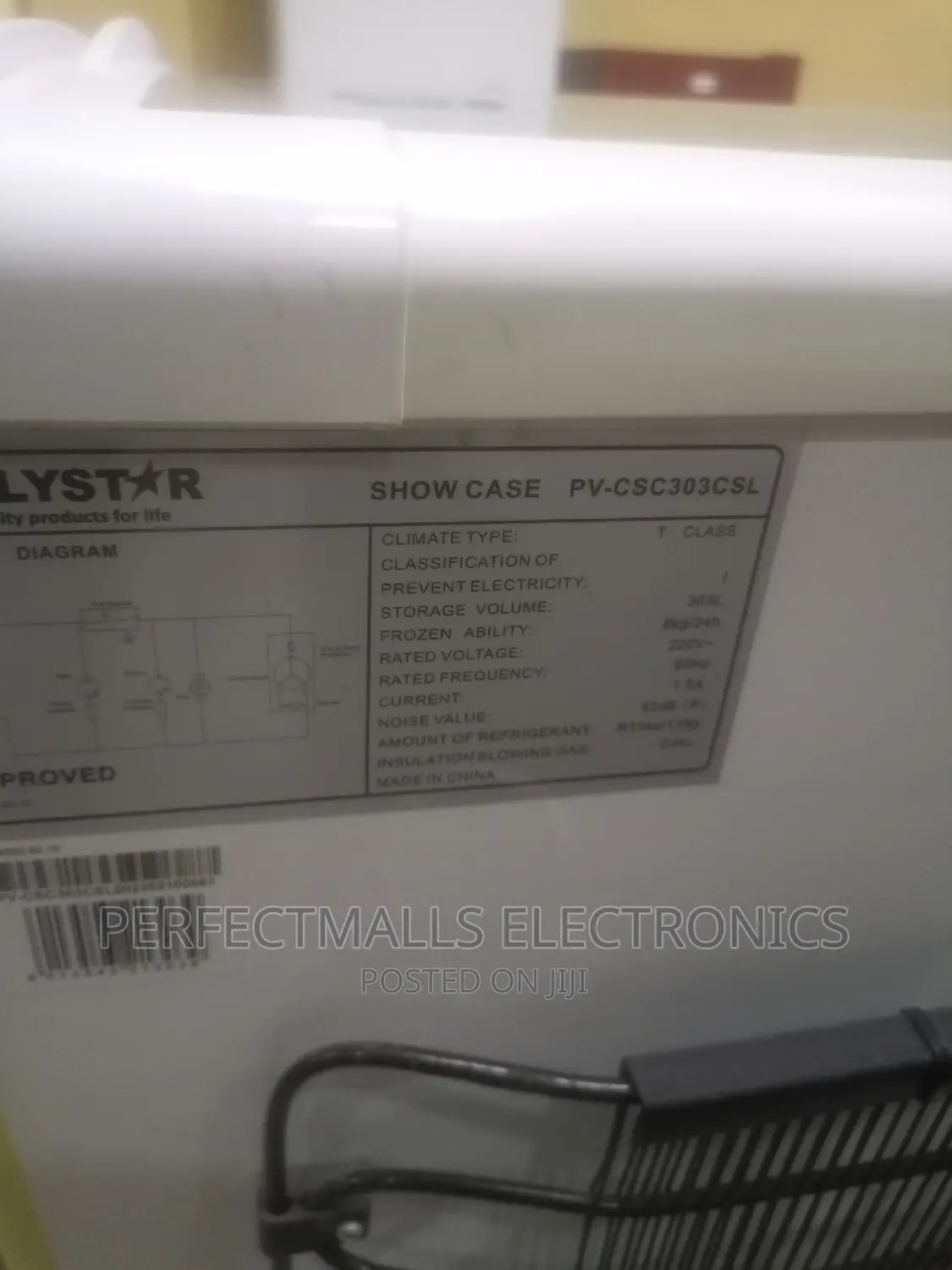 226L Showcase Freezer Pv-Scs303