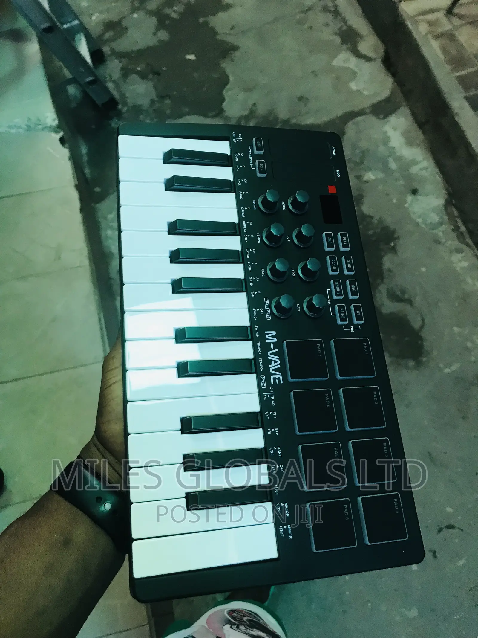 M-Vave MIDI Professional Keyboard