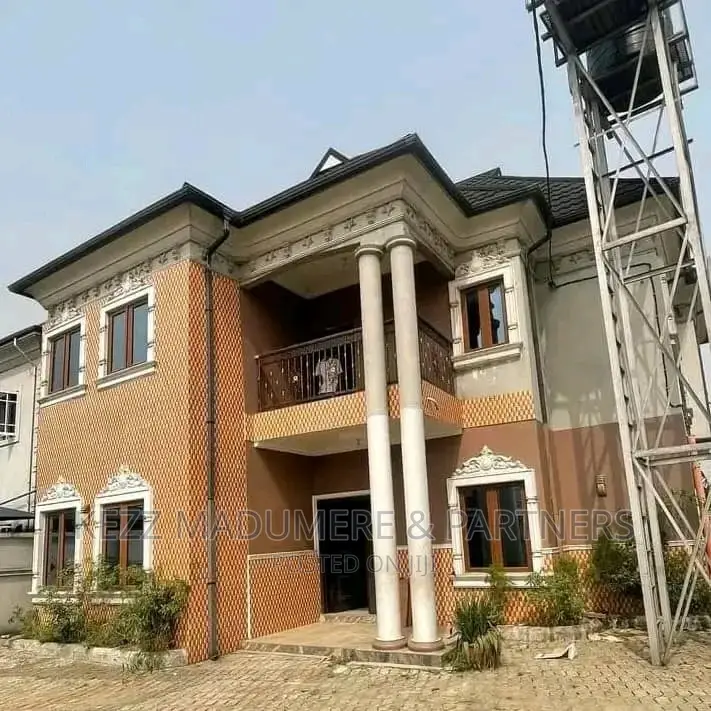 4bdrm Duplex in Off Sars Road, Port for sale