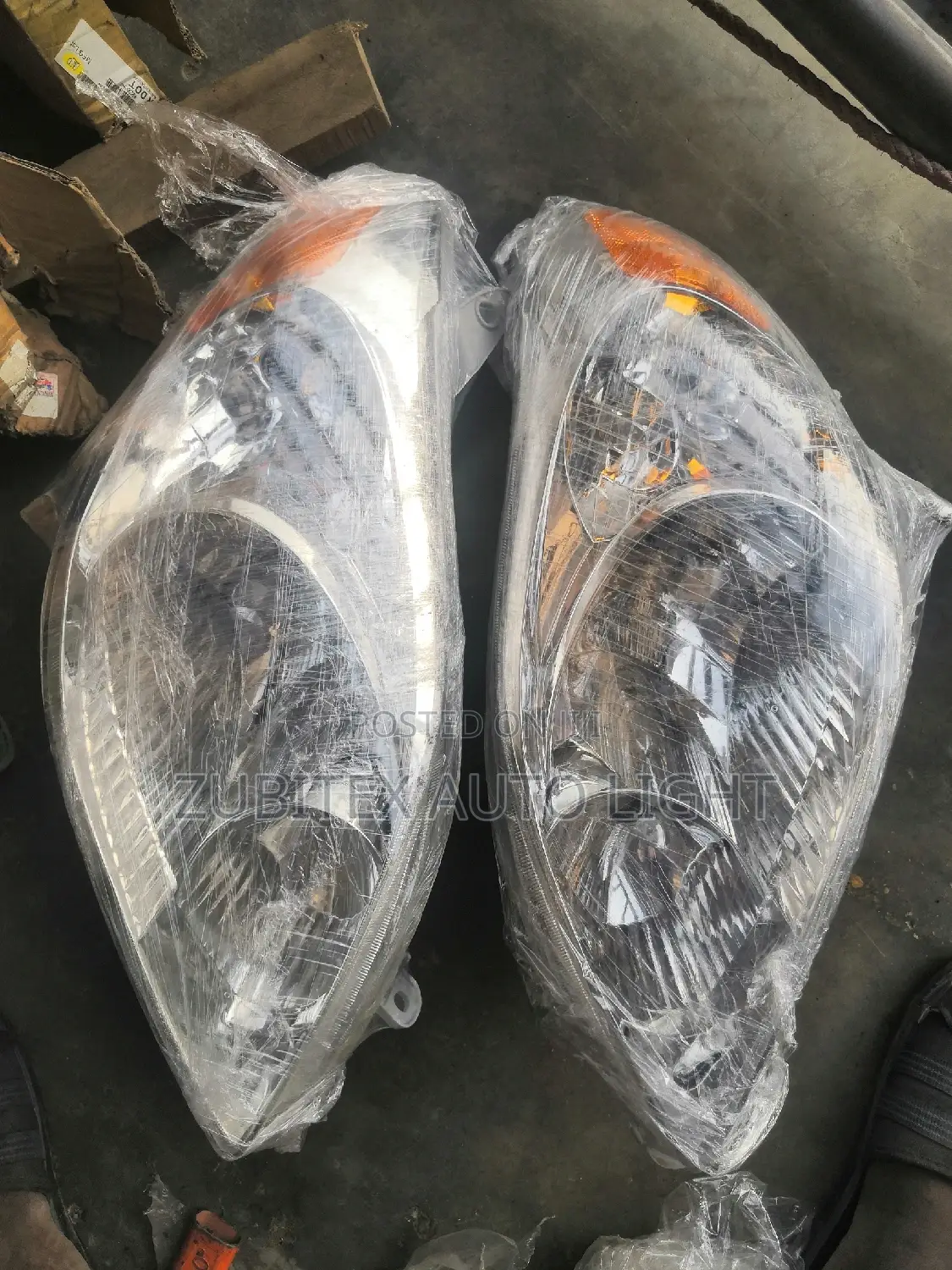 Set Headlamp Matrix 2005 Model
