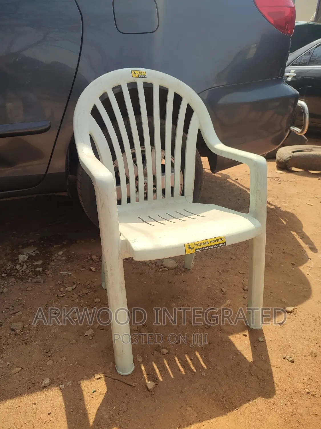 Black Horse Plastic Outdoor Chair
