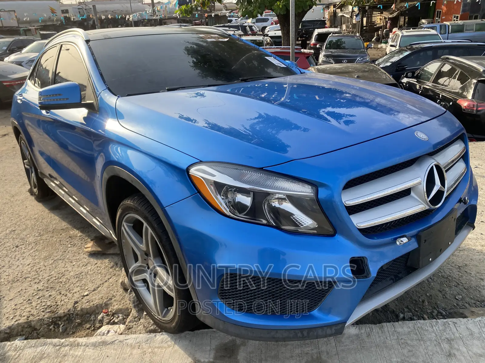 Mercedes-Benz GLA 250 2016 Blue