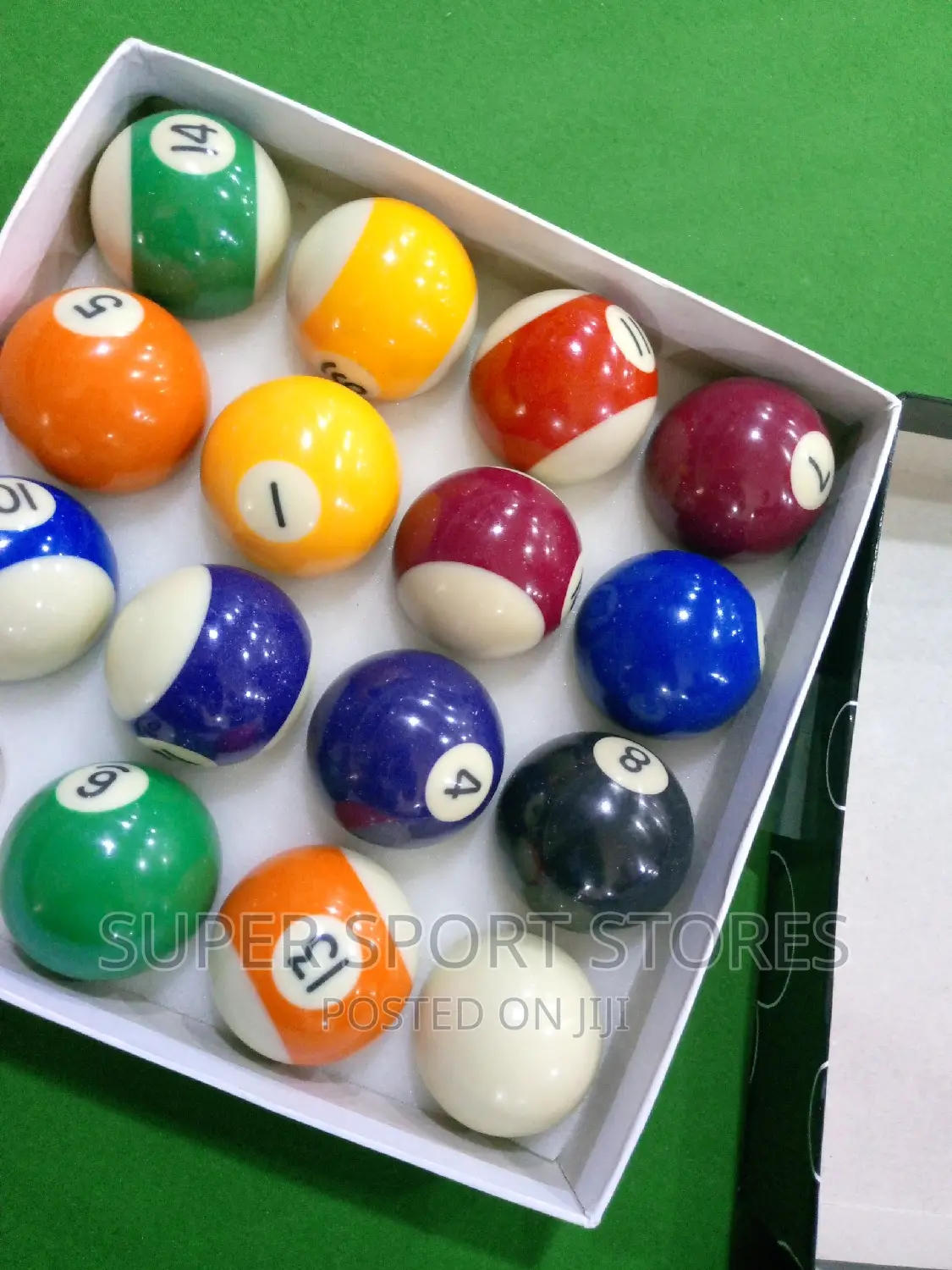 Brand New Pack of Snooker Balls