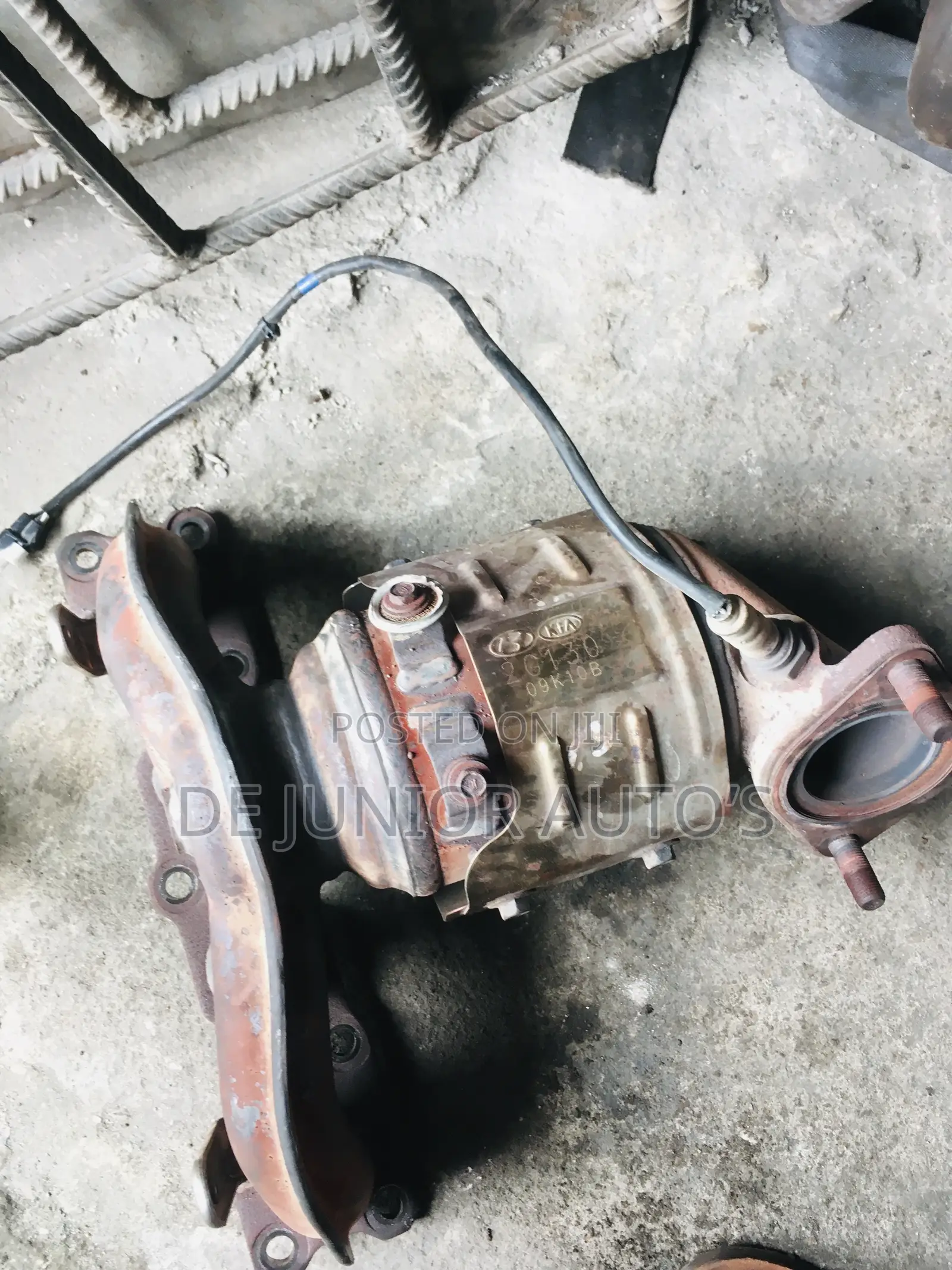 Complete Catalyst Hyundai Sonata 2012-2015