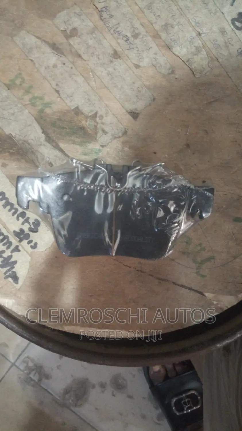 High Quality Certified Brand Brake Pads Range Rover Velar
