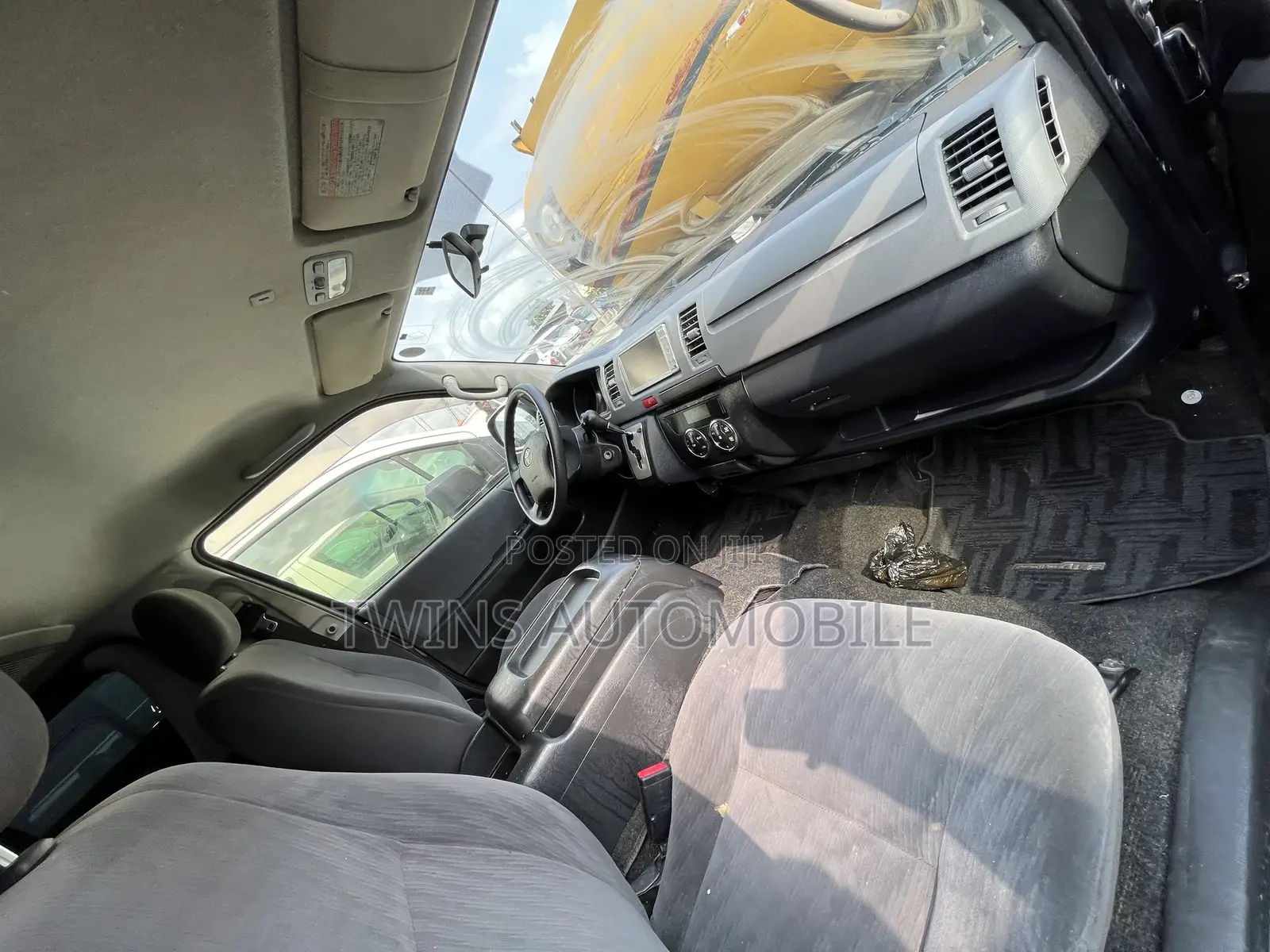 Toyota HiAce 2013 Grey