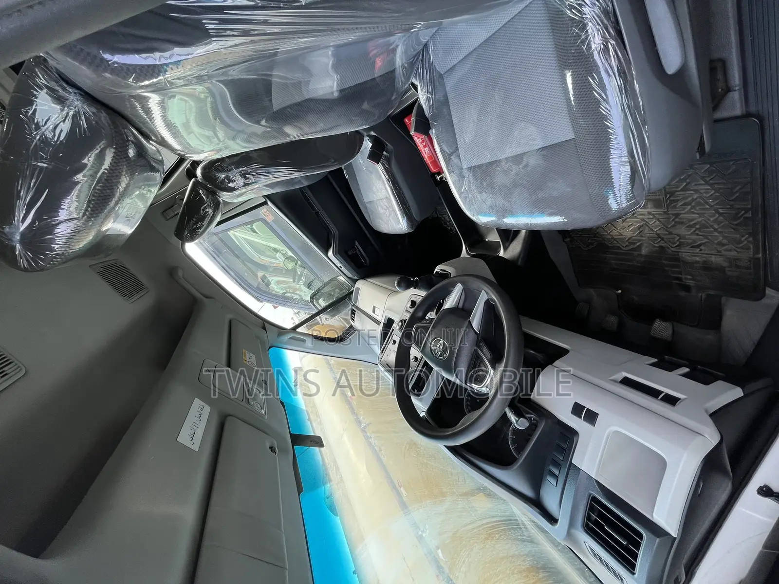 Toyota HiAce 2020 White