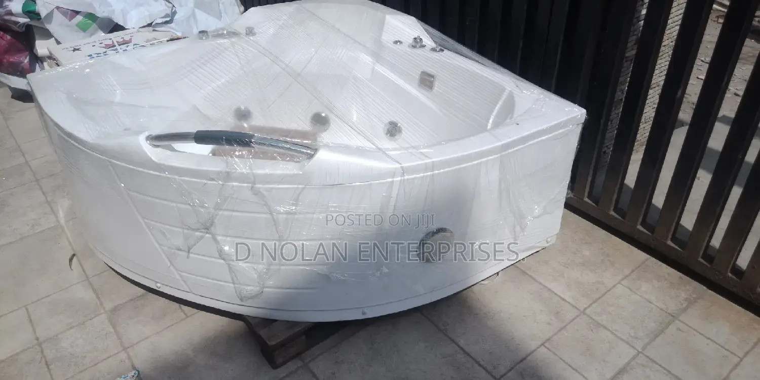 150x150 Double Jacuzzi for Two People