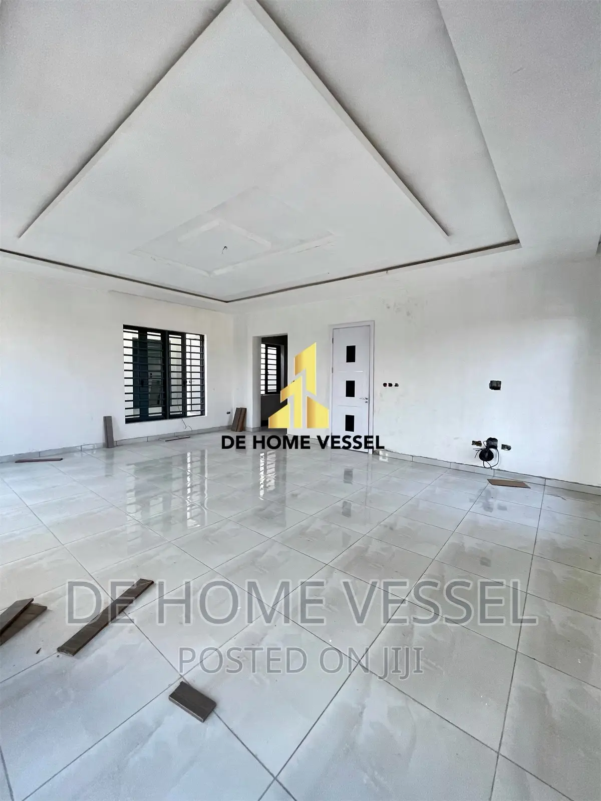 5bdrm Duplex in Lekki Phase 1 for sale