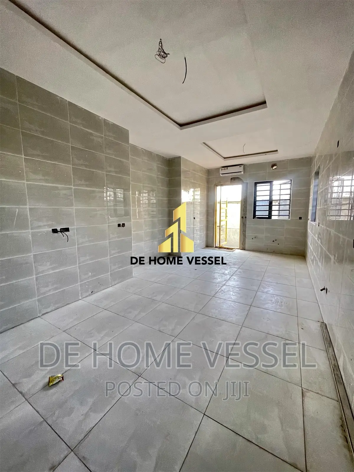5bdrm Duplex in Lekki Phase 1 for sale