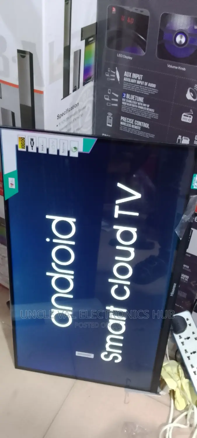 Hisense 50" UHD Smart Tv
